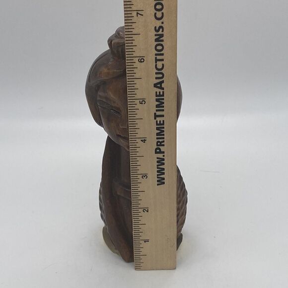 Monkeypod Vintage Hawaiian Hand Carved Lady Figurine - Picture 5 of 8